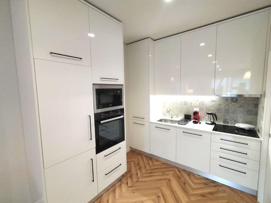 Heart Of The City Suites - A Βίλα Νόβα ντε Γκάια Εξωτερικό φωτογραφία