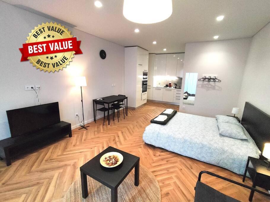 Heart Of The City Suites - A Βίλα Νόβα ντε Γκάια Εξωτερικό φωτογραφία