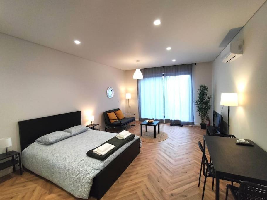 Heart Of The City Suites - A Βίλα Νόβα ντε Γκάια Εξωτερικό φωτογραφία
